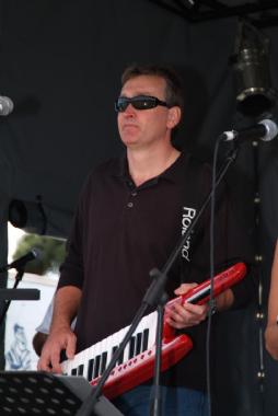 Seconds Out Duo, musical duo in Sydney, photo 2