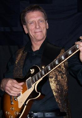 Retroman, musical soloist in Sydney, photo 2