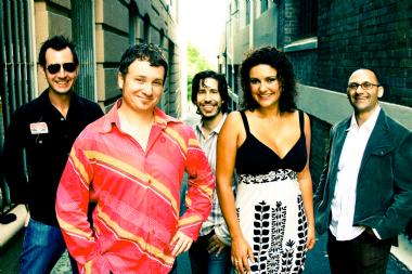 Blue Train, party band in Sydney, photo 3