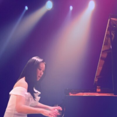 Mable May, pianist in Sydney, photo 2