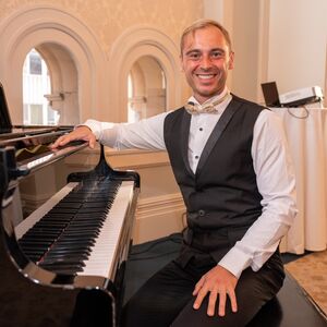 Michael Michel, pianist in Sydney, photo 2