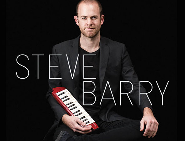 Steve Barry, pianist in Sydney, photo 2