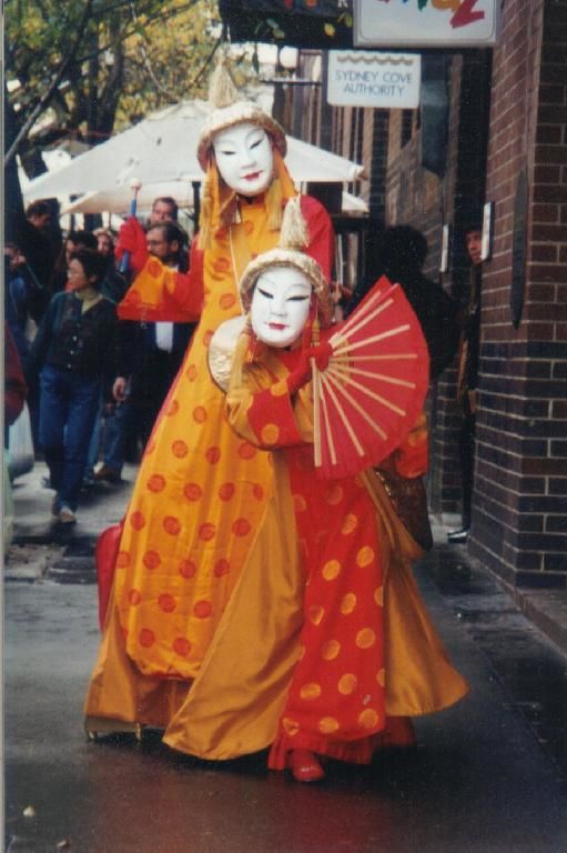 Chinese Mask Duo, roving entertainer in Sydney, photo 2