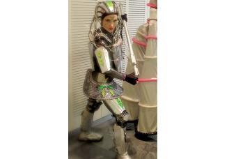 Robot Girl, roving entertainer in Sydney