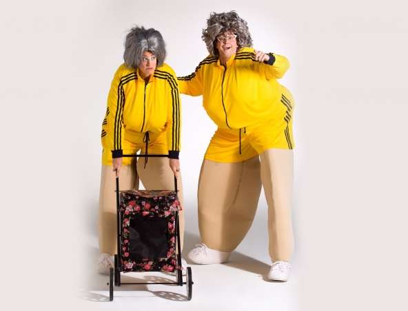 The Nannas, stilt walker in Sydney
