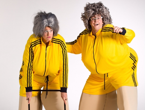 The Nannas, stilt walker in Sydney, photo 2