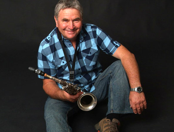 Sydney Singer And Saxophone Player, live in Sydney, photo 3