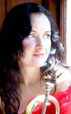 Elizabeth Geyer, singer-songwriter in Sydney, photo 2