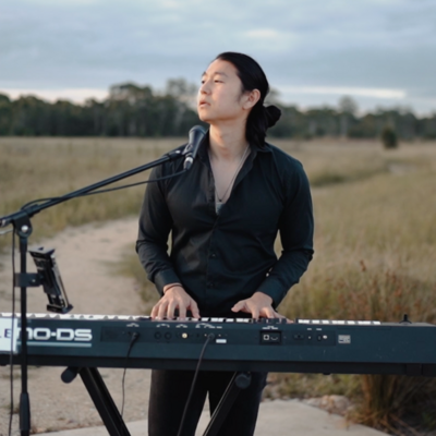 Tom Fuble, pianist and singer solo in Sydney, photo 2