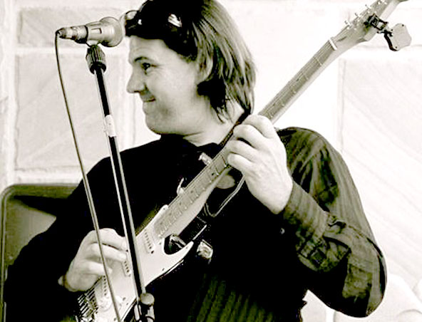 Ken Lloyd, musical soloist in Sydney