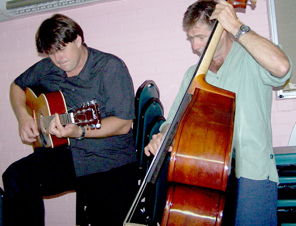 Ken Lloyd, musical soloist in Sydney, photo 3