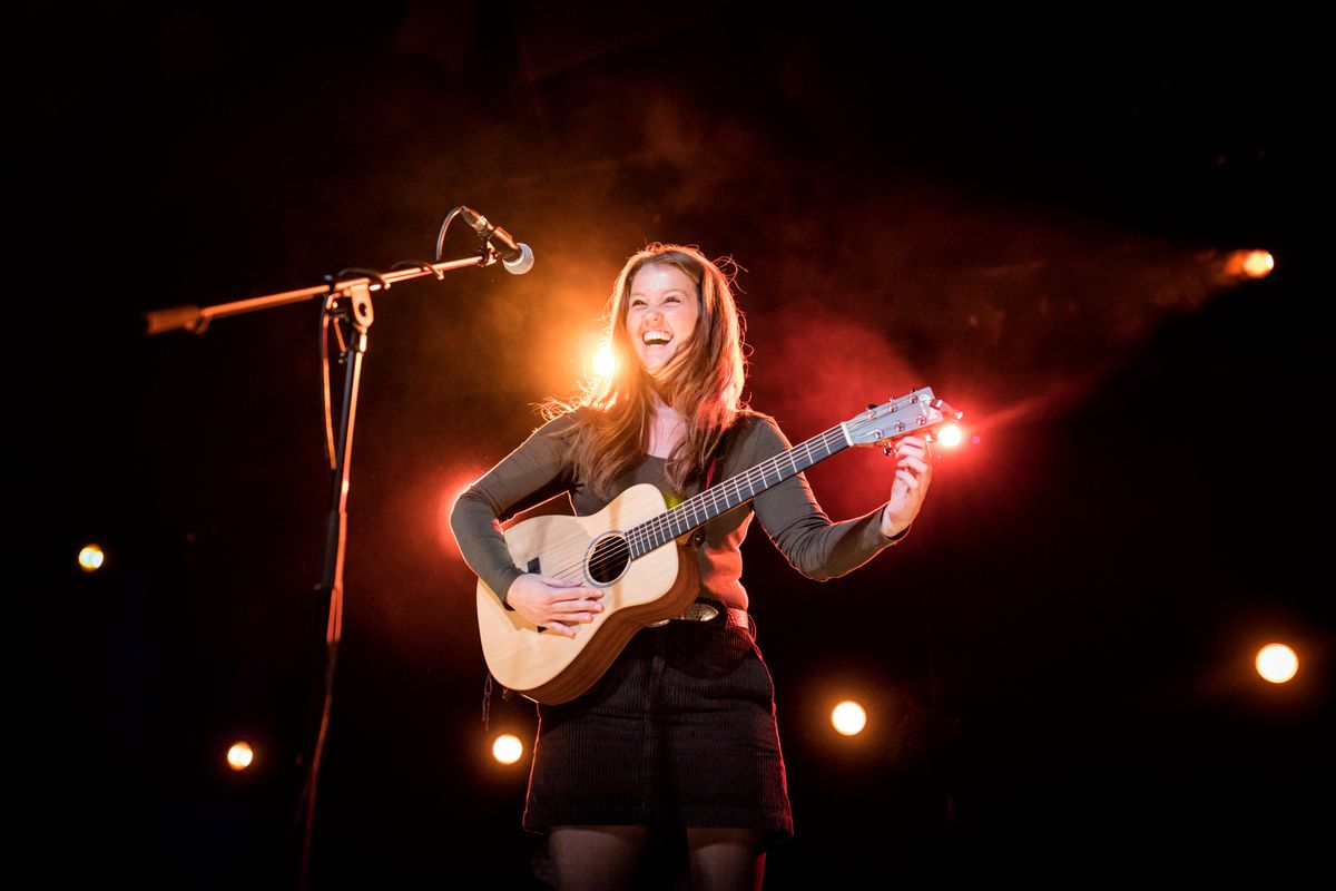 Steph Grace, singer in Sydney