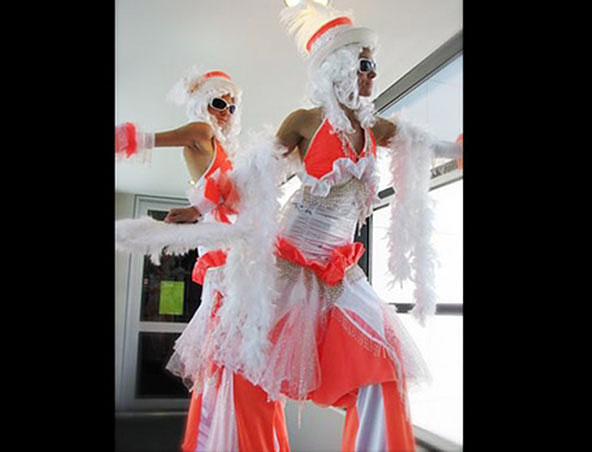 Fairground Femmes, stilt walker in Sydney