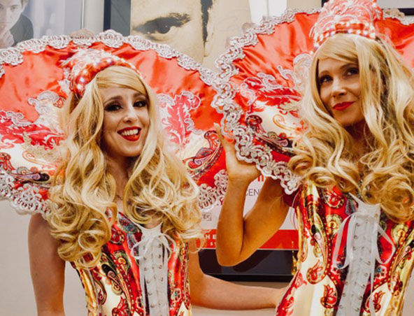 High Priestess, stilt walker in Sydney, photo 3