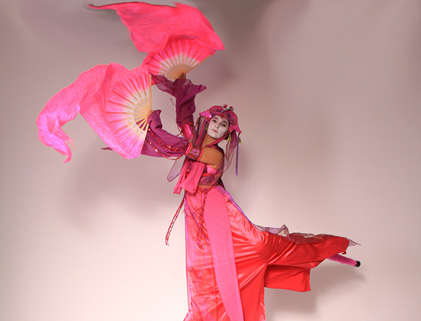 Sydney Stilt Walkers Asian, live in Sydney