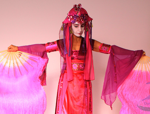 Sydney Stilt Walkers Asian, live in Sydney, photo 3