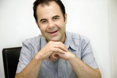 Yianni Zinonos, television presenter in Sydney, photo 2