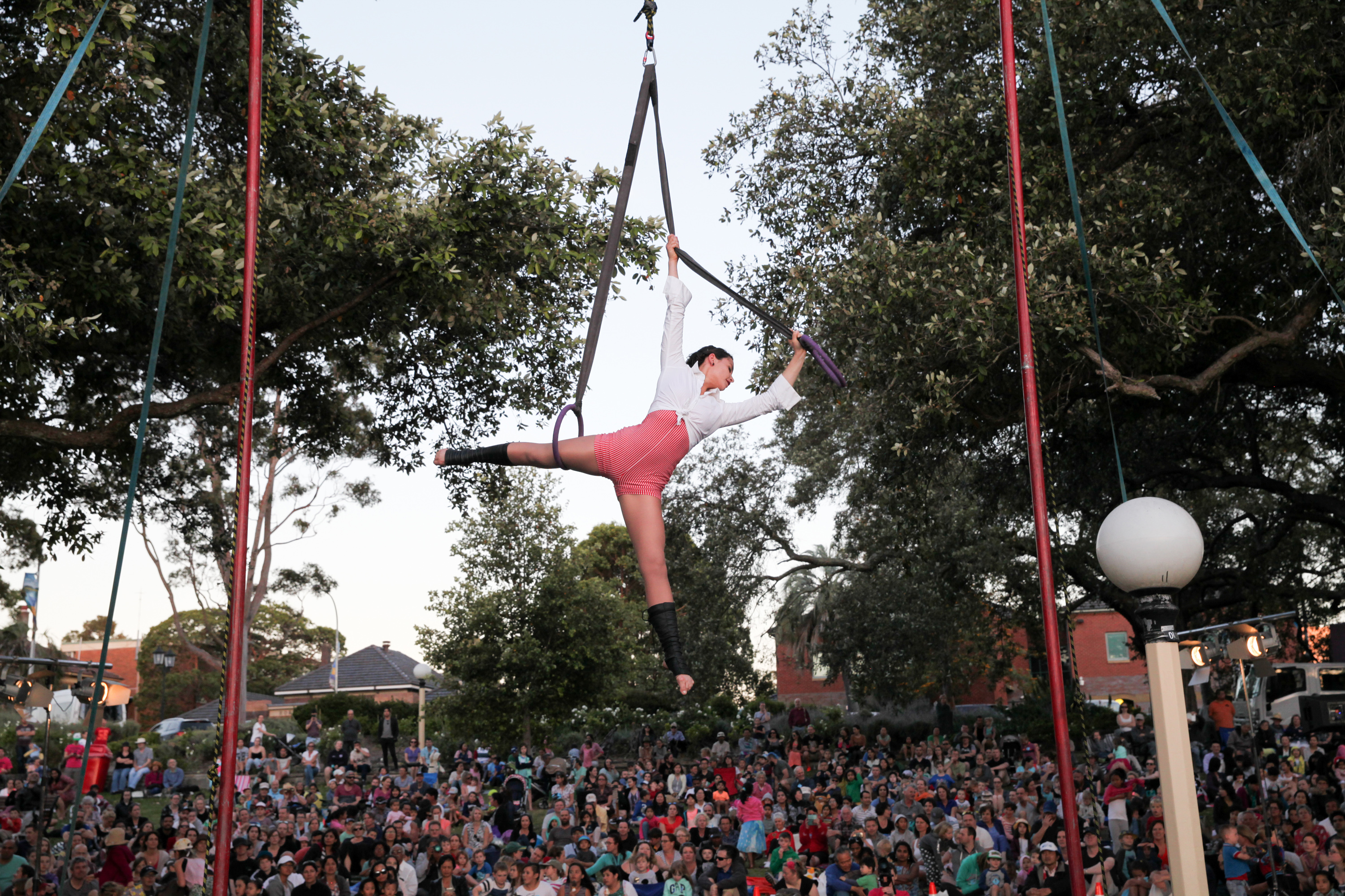 Claire Reincastle, acrobat in Sydney