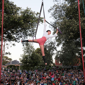 Claire Reincastle, acrobat in Sydney, photo 2