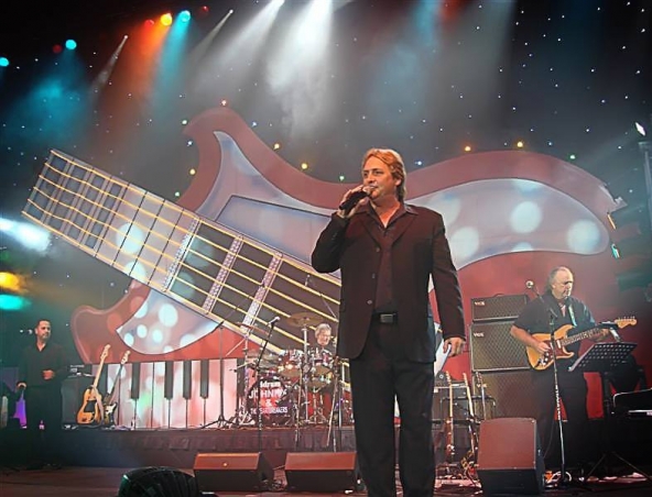 John Farnham Tribute Show, tribute band in Sydney, photo 2