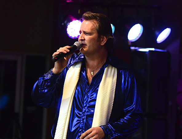 Anthony Stone, tribute band in Sydney, photo 3