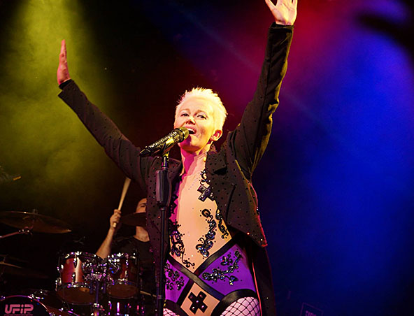 Pink Tribute Band, live in Sydney, photo 2