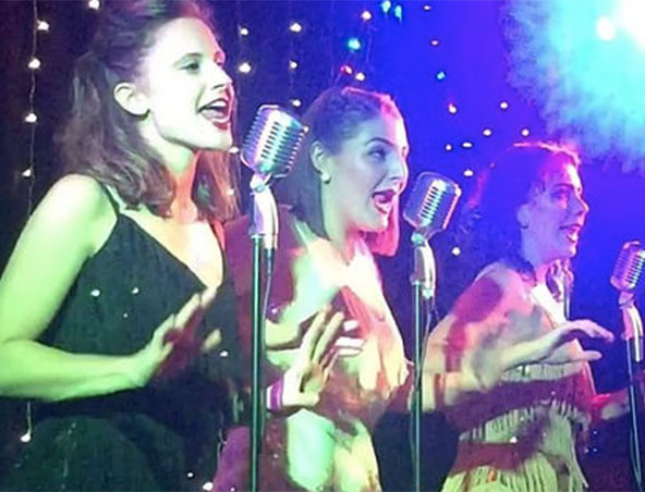 Andrew Sisters Tribute, tribute show in Sydney, photo 2