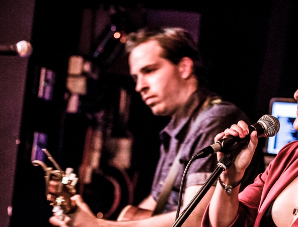 Groove Essential, musical trio in Sydney, photo 3