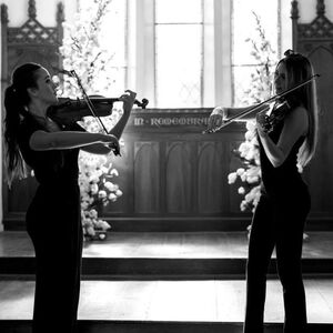 Celeste Strings, violinist in Sydney, photo 2