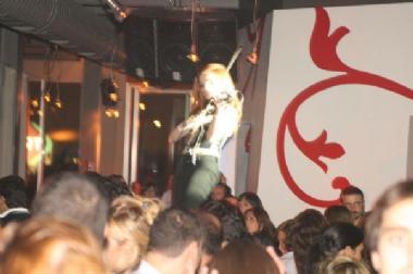 Sophie Serafino, violinist in Sydney, photo 3