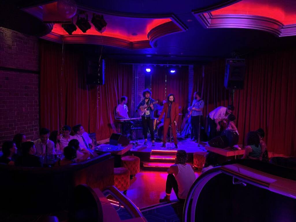 Velvet Sessions Collective, wedding band in Sydney, photo 3