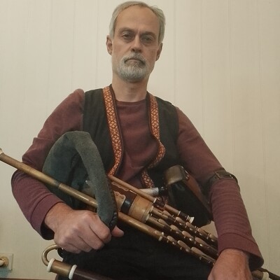 Macleod, musical soloist in Tooborac, photo 2