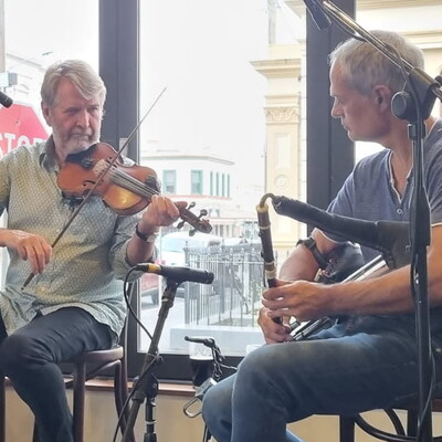 Acushla, celtic band in Tooborac, photo 2