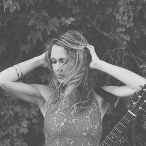 SignyJanelle, jazz singer in Toowoomba, photo 2