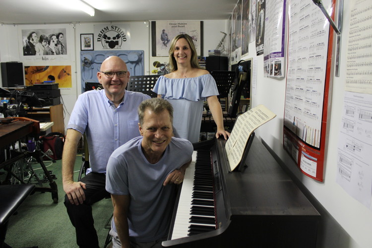 UnderCover, cover band in Toowoomba, photo 3