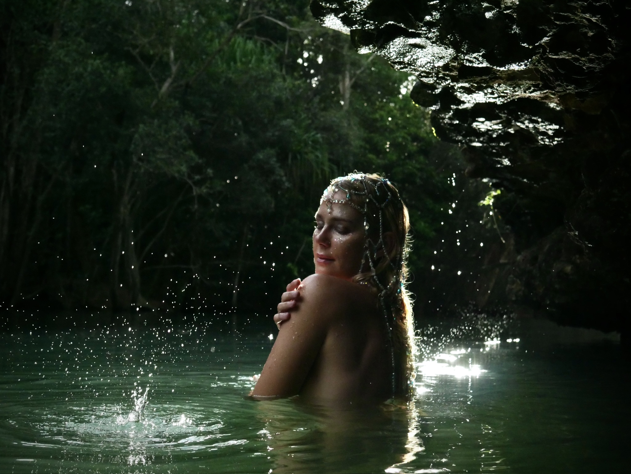 Hypnotica, dancer in Townsville City