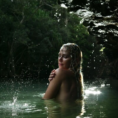 Hypnotica, dancer in Townsville City, photo 2