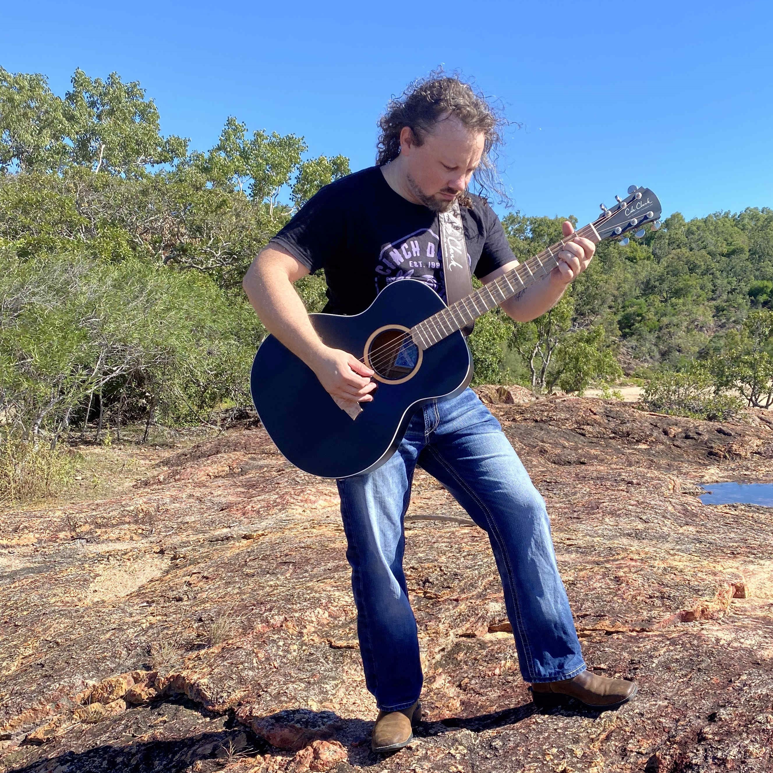 Jase Isbester, country singer in Townsville