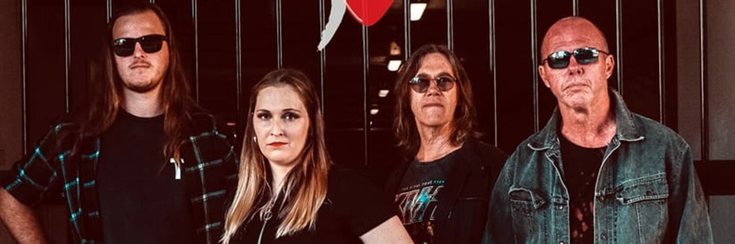 VAMPD 4 piece band, cover band in Townsville, photo 3