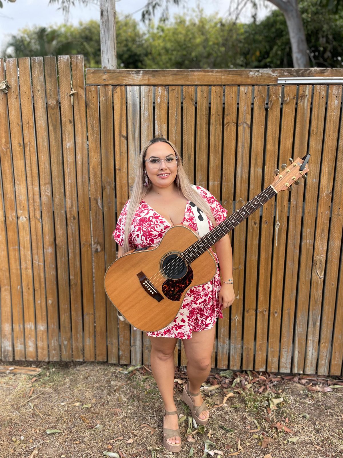 Jess Fox, musical duo in Townsville