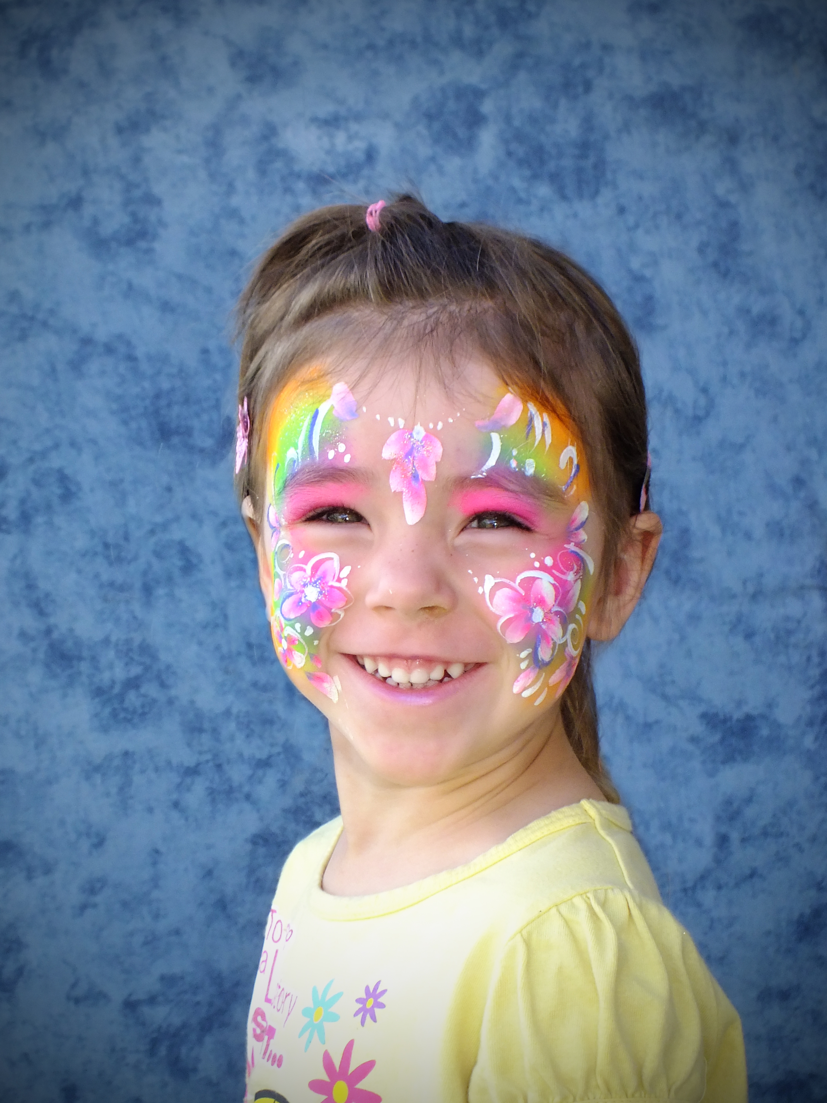 Professional face and body painting for young and old, face painting in Townsville