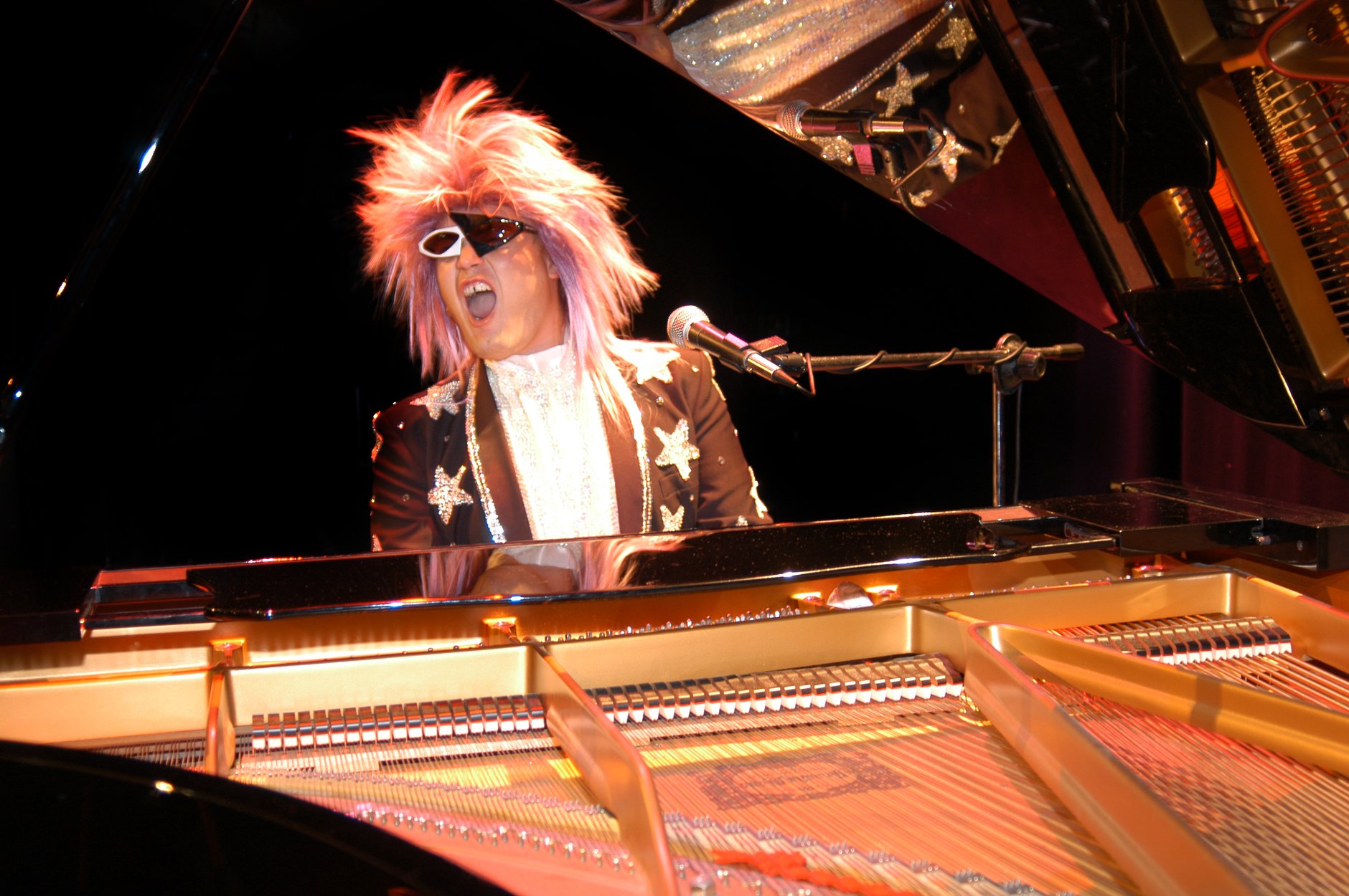 Elton John Tribute, tribute band