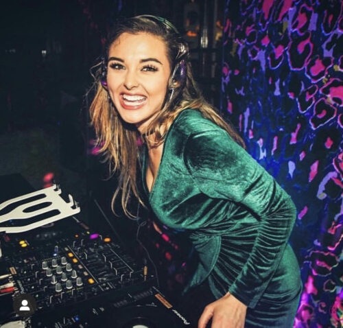 Claire Elliott, dj in VIC