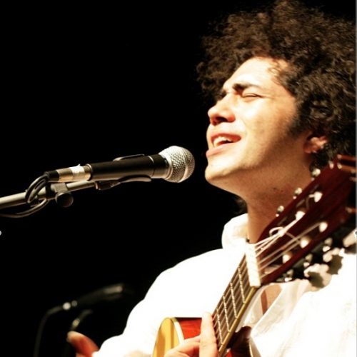 Oscar Jimenez, musical soloist in VIC