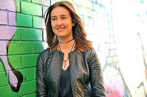 Elle Murphy, singer in VIC