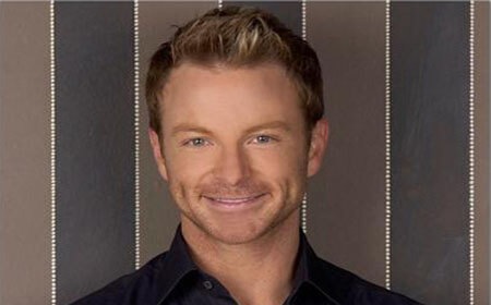 Tim Campbell, singing mc-master of ceremonies in VIC, photo 2