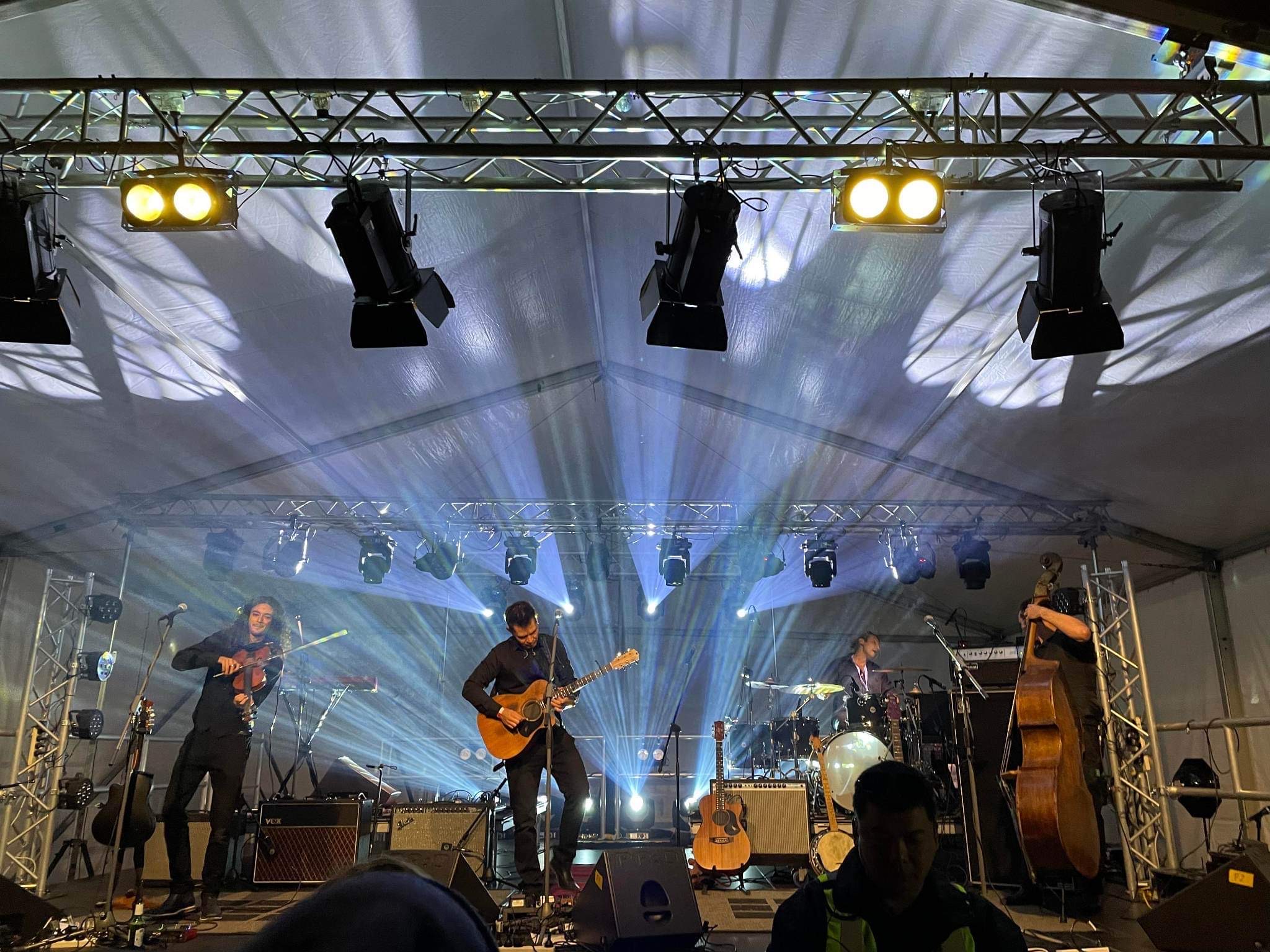 Monty Cotton Band, live in WA
