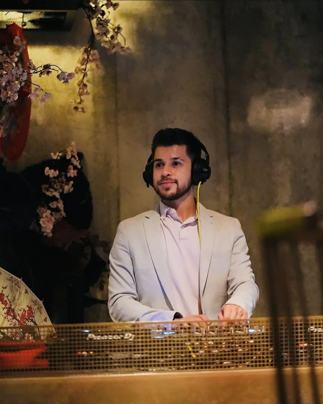DJ Louis Villa, live in WA, photo 3
