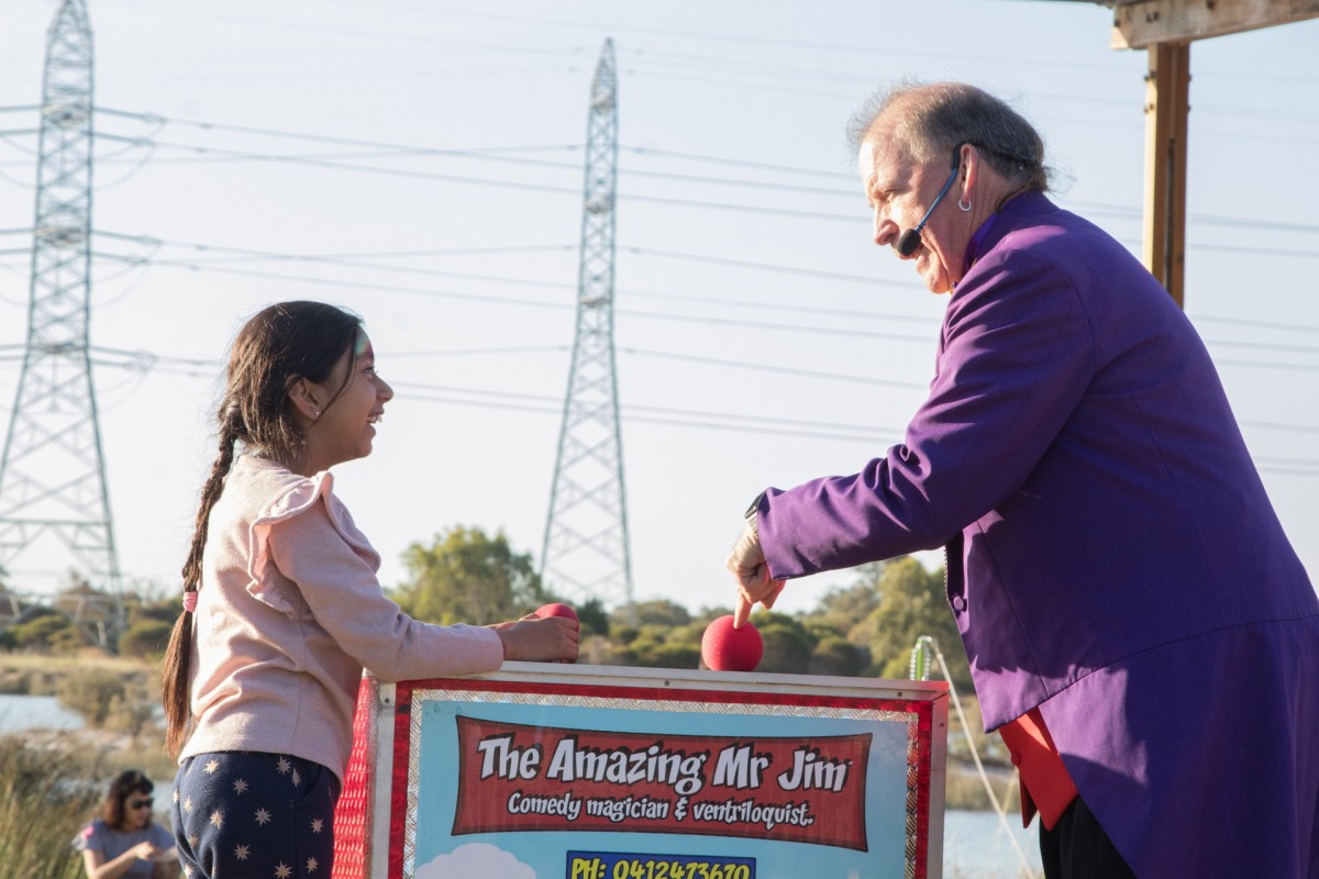 The Amazing Mr Jim, magician in WA, photo 2
