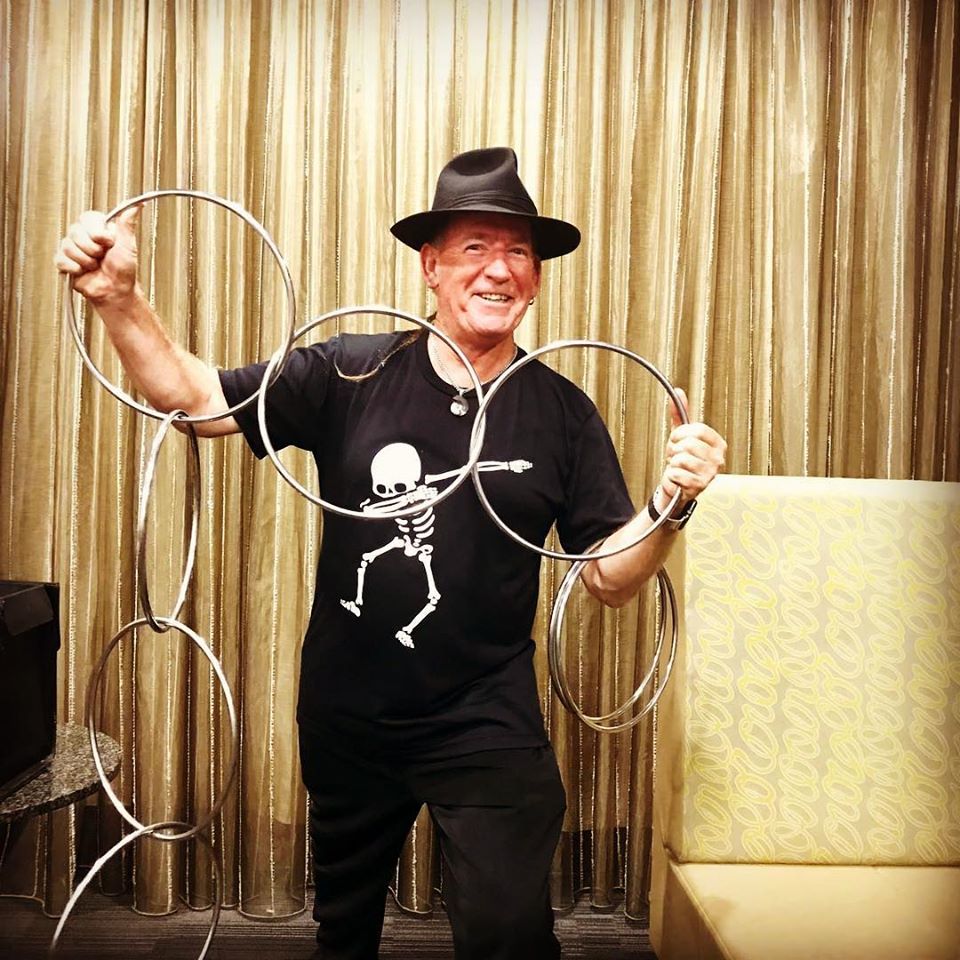 The Amazing Mr Jim, magician in WA, photo 3